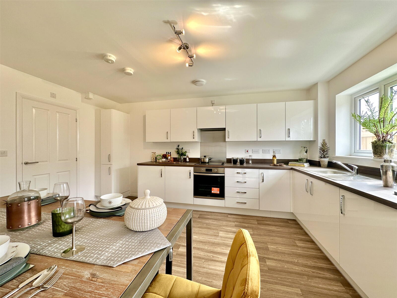 154 Kitchen