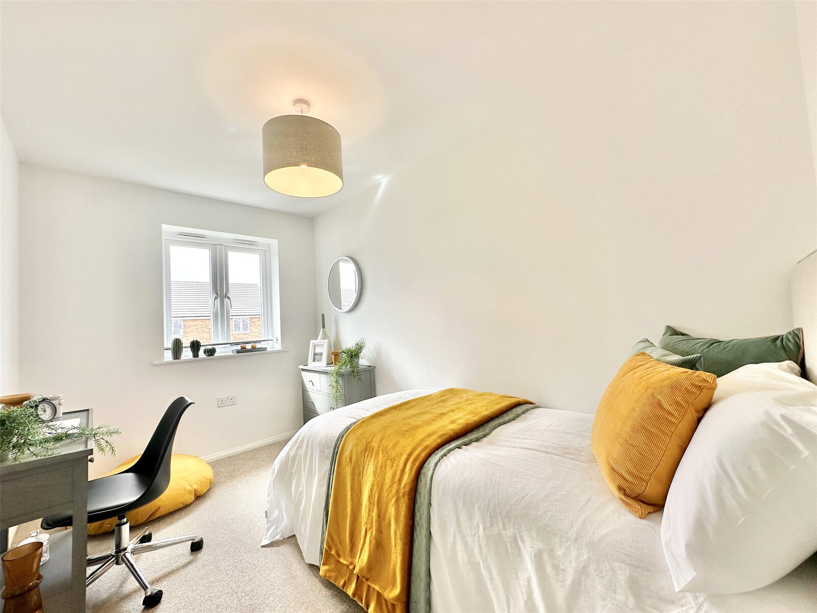 154 Bedroom 2
