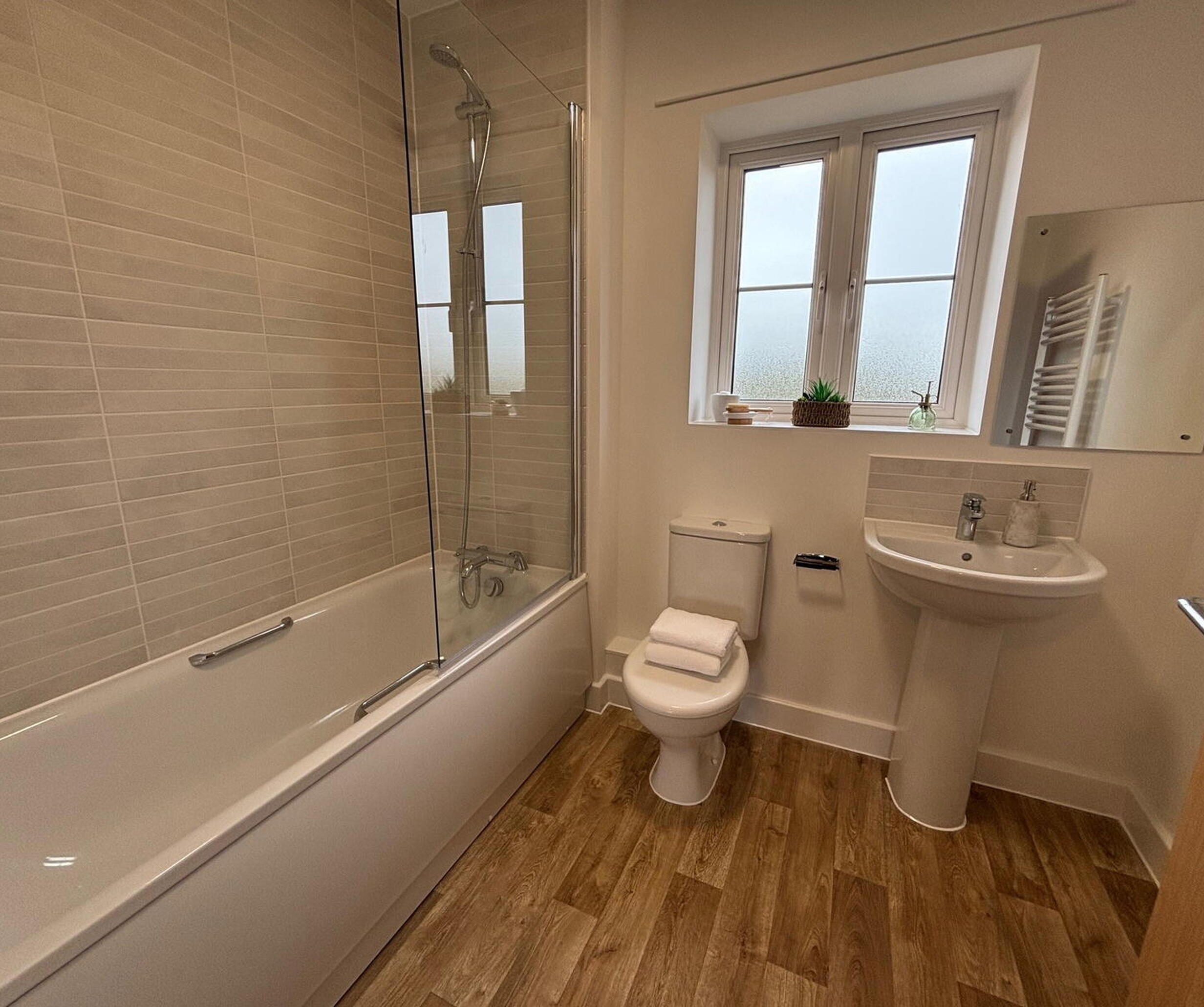 Plot 90 bathroom 